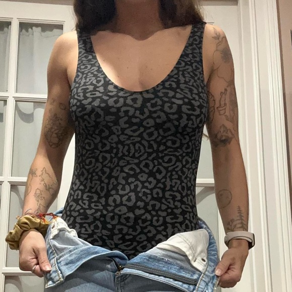 Topshop Leopard body suit with open back - Picture 6 of 8